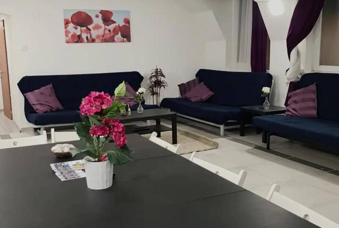 Stag & Party Travelers Flat Apartmán *